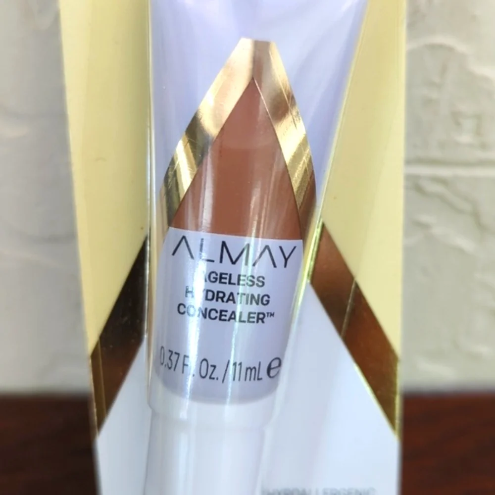 🌻 NEW Almay Ageless Hydrating Hypoallergenic Concealer Medium Deep 040